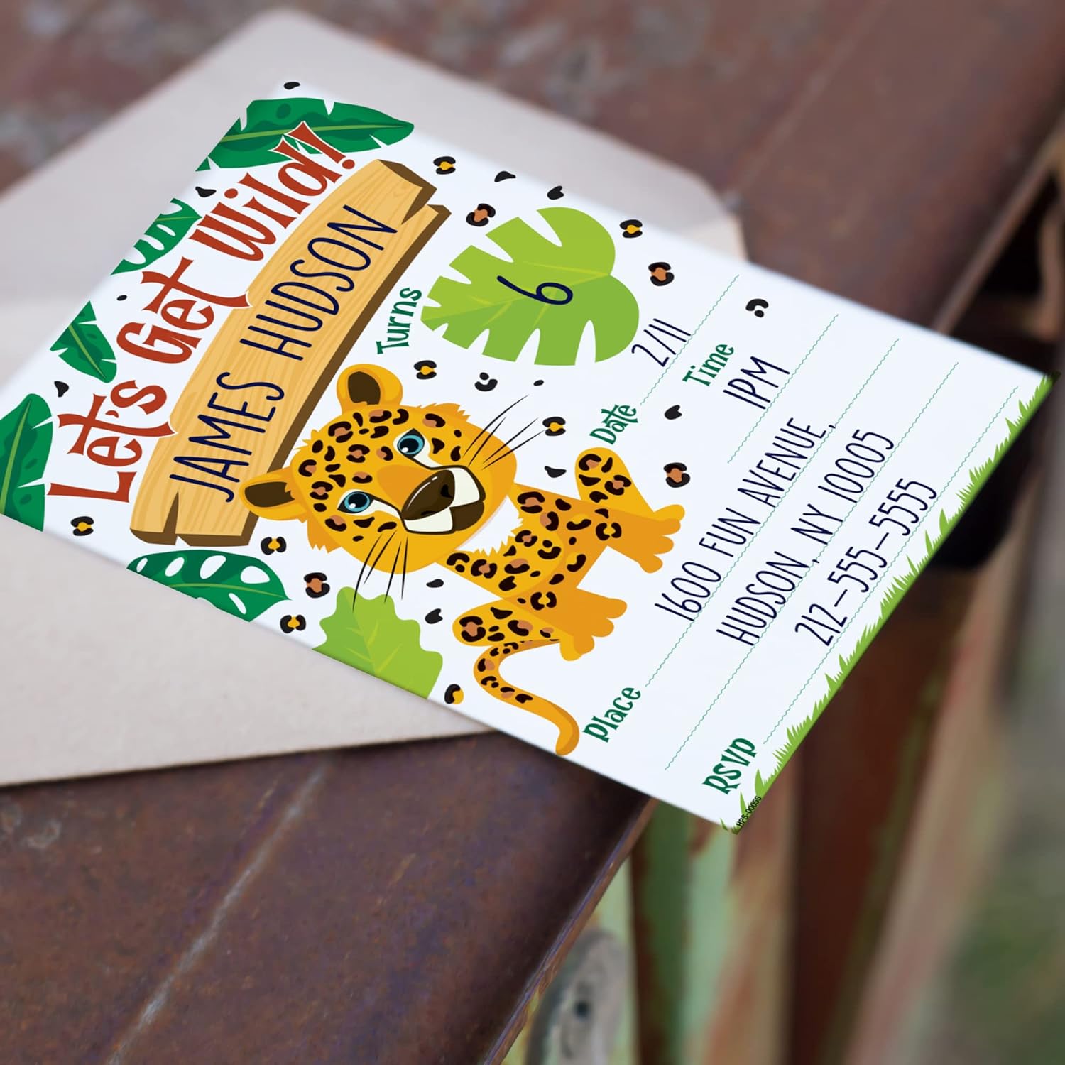 Cheetah Party Invitations with Envelopes - (Pack of 20)